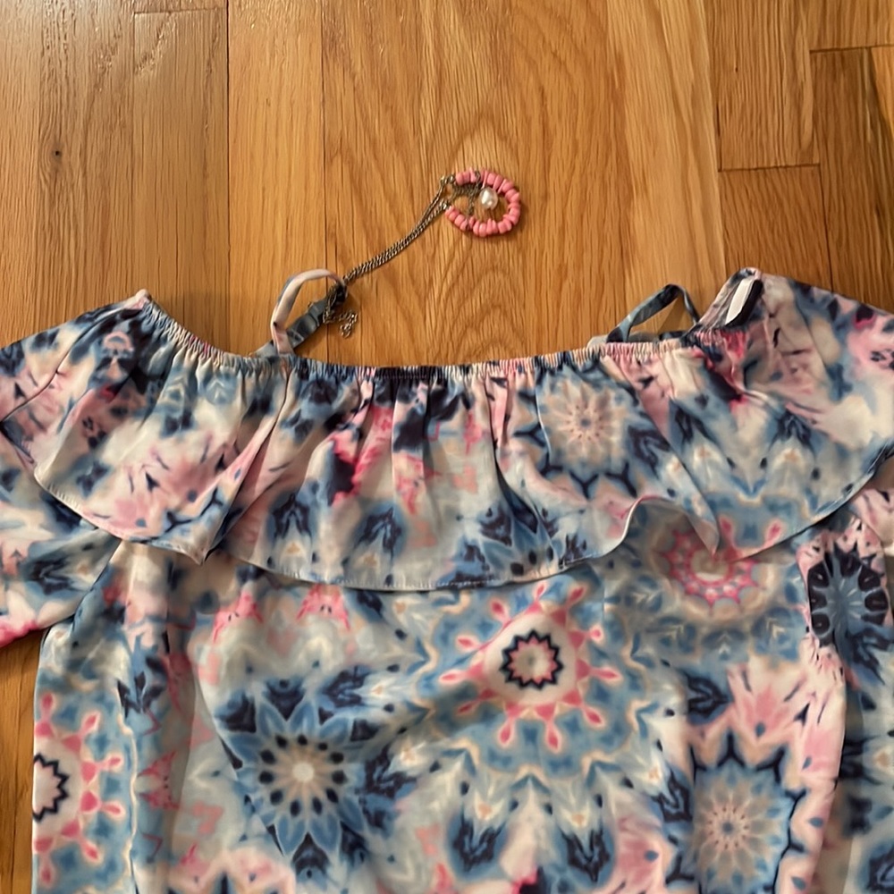 🆕NWT Ally B. Size 16 Thin Strap Off the Shoulder Bell Sleeved Top - Picture 2 of 9